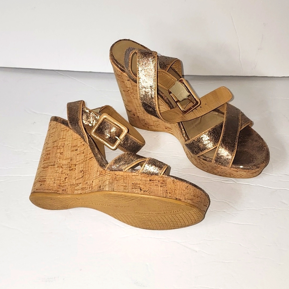 Stuart Weitzman Metallic Silver Embossed Suede Cr… - image 4